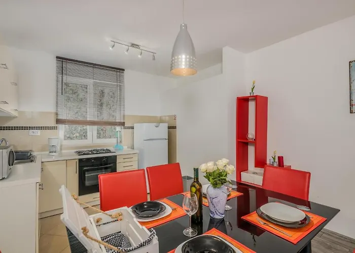 Cozy In Apartmán Vrbnik (Primorje-Gorski Kotar)
